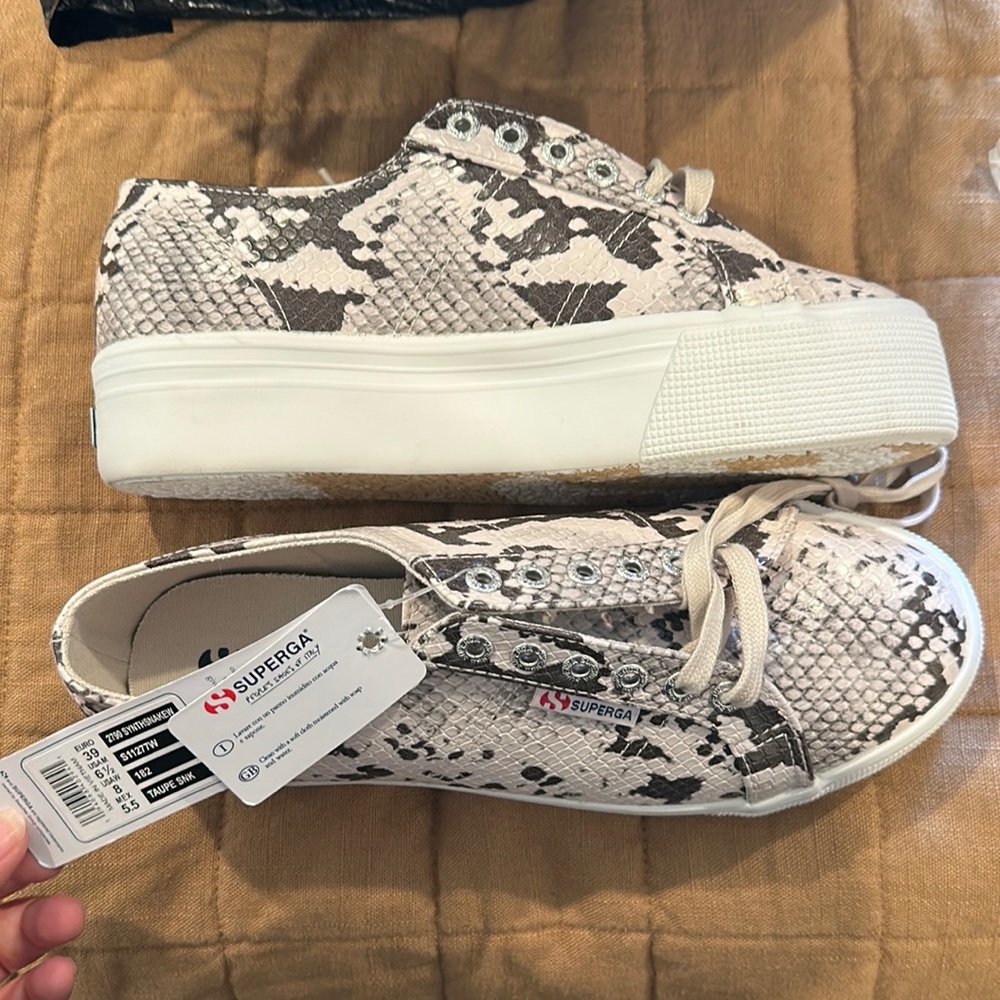 NWT platform snakeskin superga shoes